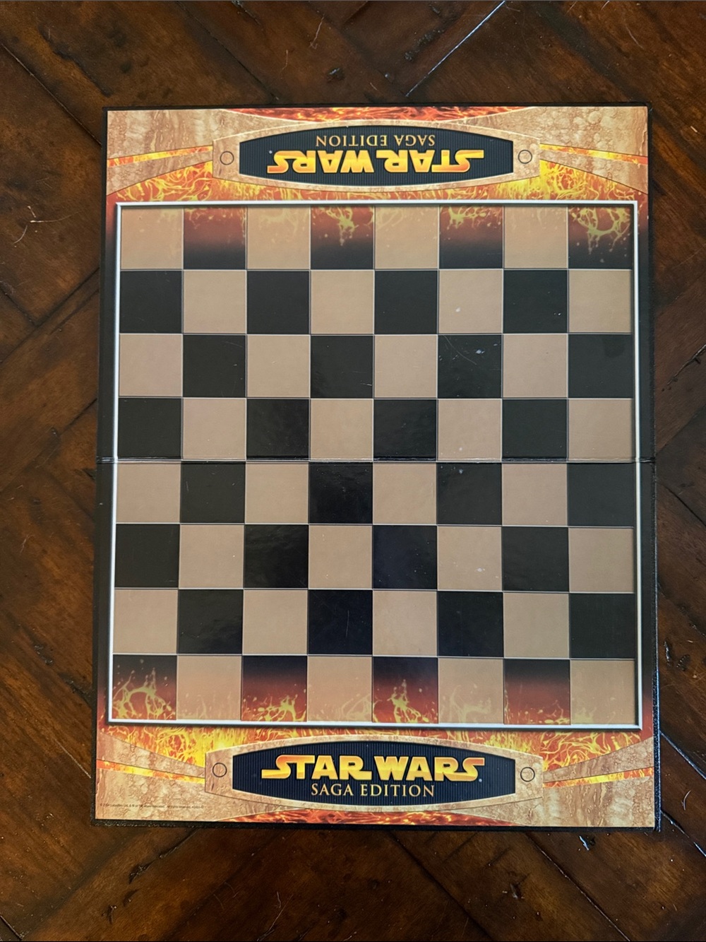 Star Wars Chess Set - Black & Silver Figurines - Picture 2 of 4
